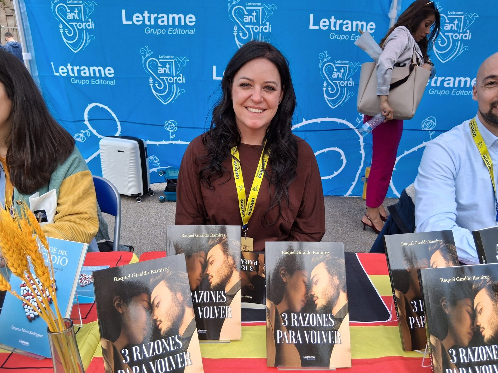 Raquel Giraldo presenta su primera novela en la parada de Letrame Grupo Editorial