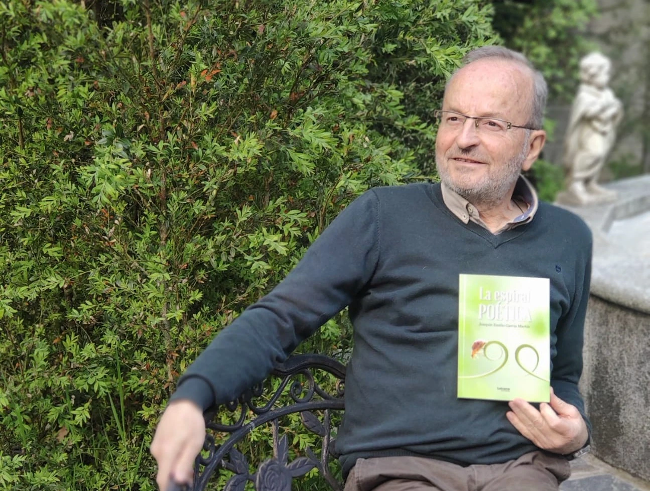 Joaquín Emilio García Martín presenta una obra poética que trasciende el tiempo y las emociones